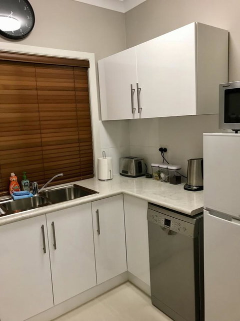 Rezare House Bed & Breakfast - Foster Accommodation 33