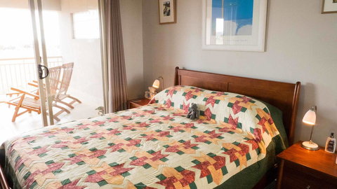 Rezare House Bed & Breakfast - Foster Accommodation 5