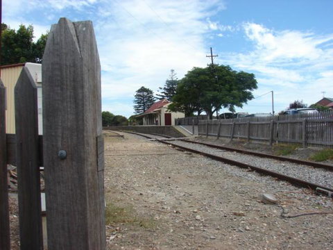 Trafalgar Premium Vintage Suites - Foster Accommodation 29