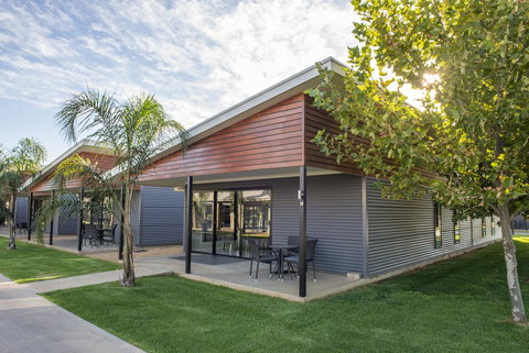 Paringa Resort - Foster Accommodation 0