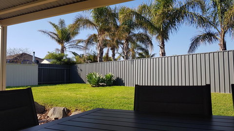 Aldinga Beach Overnighter Or Getaway Home - Foster Accommodation 5