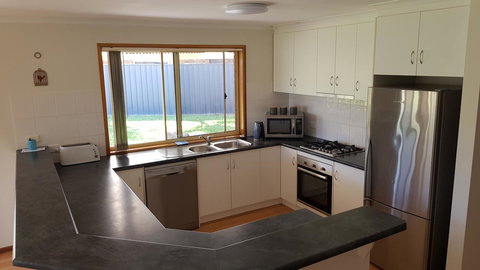 Aldinga Beach Overnighter Or Getaway Home - Foster Accommodation 31