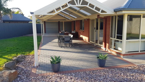 Aldinga Beach Overnighter Or Getaway Home - Foster Accommodation 1