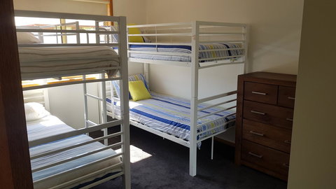 Aldinga Beach Overnighter Or Getaway Home - Foster Accommodation 24