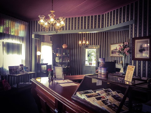 Ten Dollar Town Motel - Foster Accommodation 12