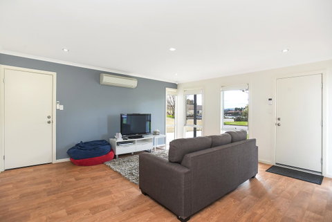 'Hope House' - Encounter Bay - Foster Accommodation 11