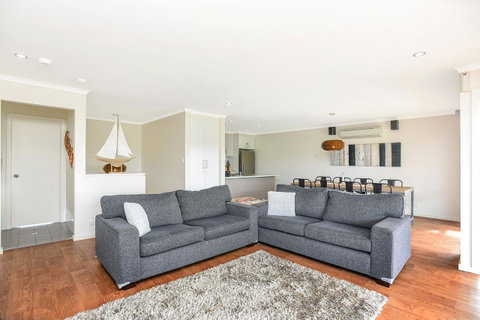 'Hope House' - Encounter Bay - Foster Accommodation 4