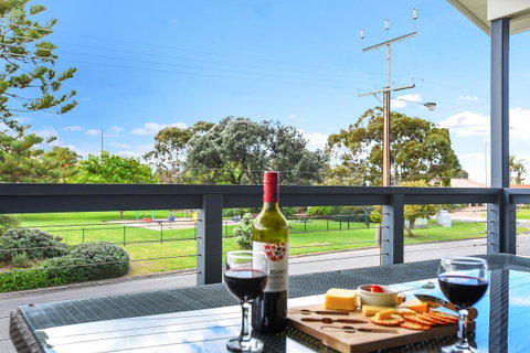 'Hope House' - Encounter Bay - Foster Accommodation 1