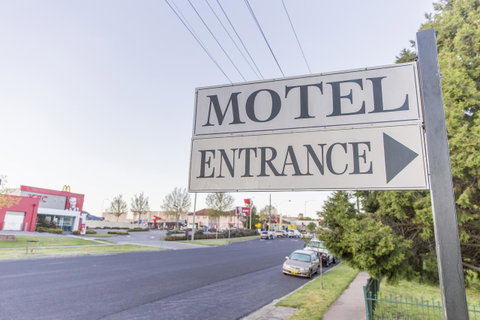 Bathurst Motor Inn - Foster Accommodation 35