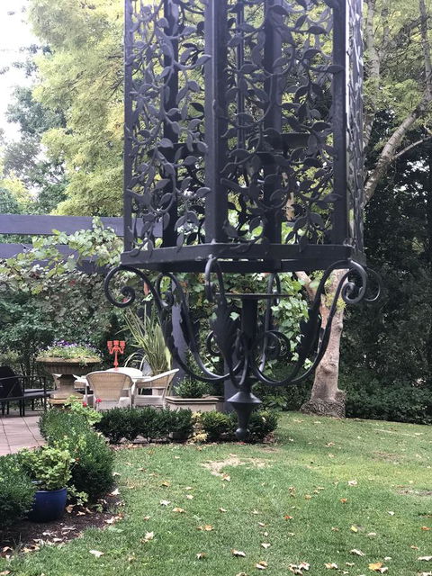 Adelaide Hills Retreats - Foster Accommodation 21