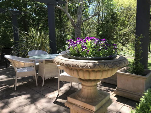 Adelaide Hills Retreats - Foster Accommodation 4