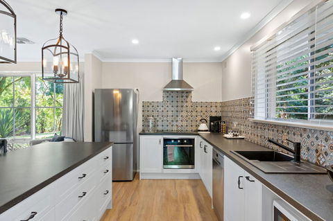 Adelaide Hills Retreats - Foster Accommodation 38