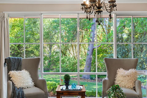 Adelaide Hills Retreats - Foster Accommodation 6