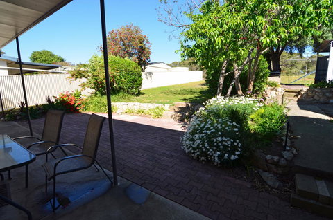 Beachview - Foster Accommodation 31