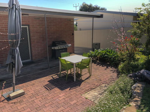 Beachview - Foster Accommodation 30