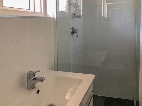 Beachview - Foster Accommodation 25