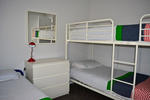 Beachview - Foster Accommodation 20