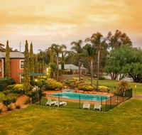 Clare Country Club - Foster Accommodation