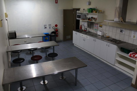 My Place & Adelaide Backpackers Hostel - Foster Accommodation 39