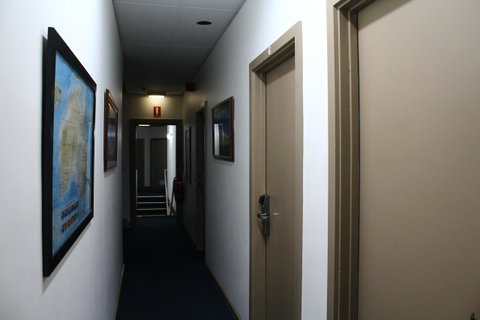 My Place & Adelaide Backpackers Hostel - Foster Accommodation 19