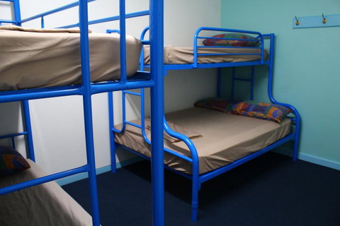 My Place & Adelaide Backpackers Hostel - Foster Accommodation 10