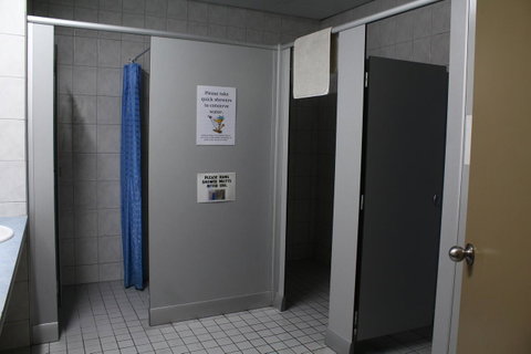 My Place & Adelaide Backpackers Hostel - Foster Accommodation 1