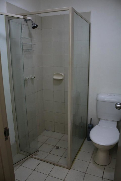 My Place & Adelaide Backpackers Hostel - Foster Accommodation 44