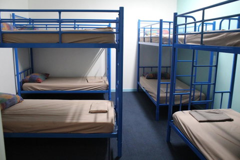 My Place & Adelaide Backpackers Hostel - Foster Accommodation 18