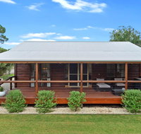The Log Cabin - 47 Jetty Road - Foster Accommodation
