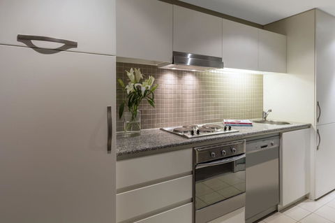 Apartments @ 16 Holdfast - Foster Accommodation 7