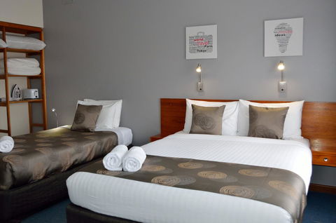105 On The Park - Foster Accommodation 7