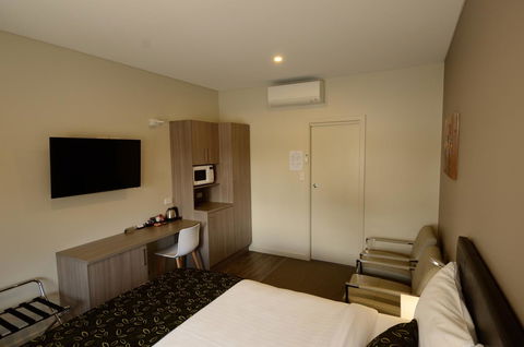 105 On The Park - Foster Accommodation 14