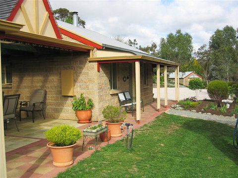 Riesling Trail & Clare Valley Cottages - Foster Accommodation 2