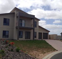 Relax On Par - Foster Accommodation