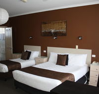 Lakeview Motel and Apartments - Foster Accommodation