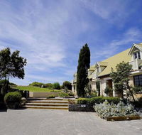 Caledonian Inn - Foster Accommodation