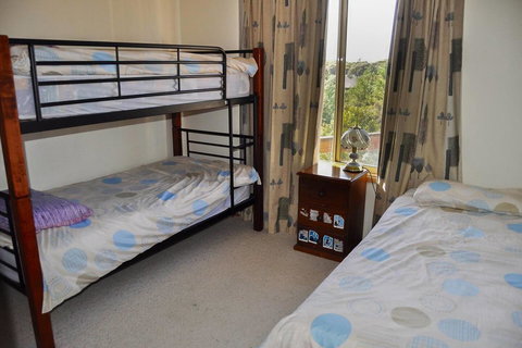 Baywatch - Foster Accommodation 4