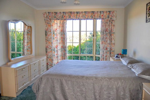 Baywatch - Foster Accommodation 3