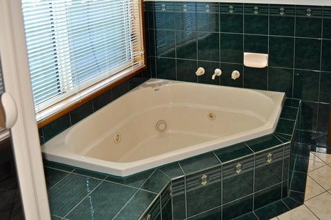 Baywatch - Foster Accommodation 8