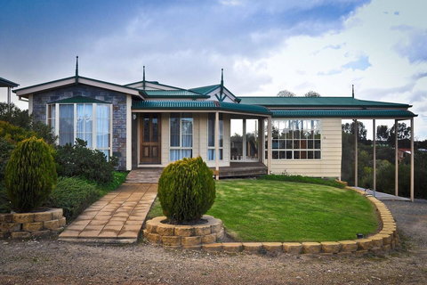 Baywatch - Foster Accommodation 12