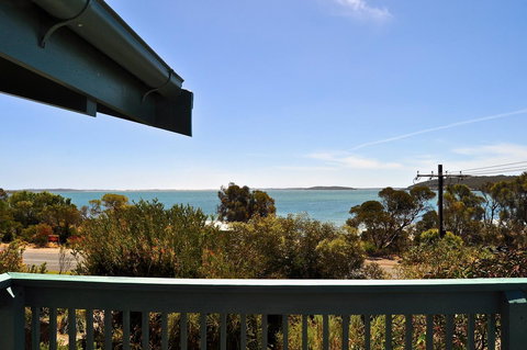 Dolphinview - Foster Accommodation 16