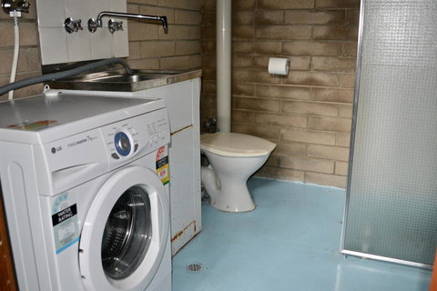 Dolphinview - Foster Accommodation 12