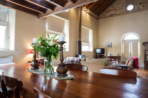 Clare Valley Heritage Retreat - Foster Accommodation 7