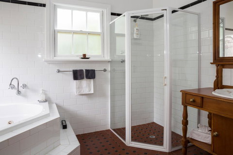 Clare Valley Heritage Retreat - Foster Accommodation 0