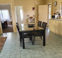 Super Central Location - Foster Accommodation