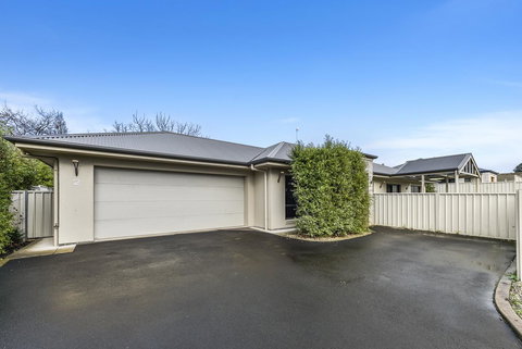 Accommodation On Lansell 2 - Foster Accommodation 7