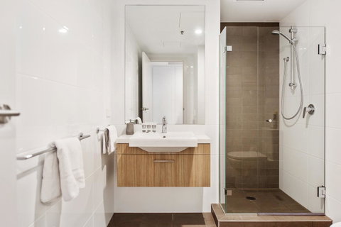 Swainson On Grote - Foster Accommodation 24