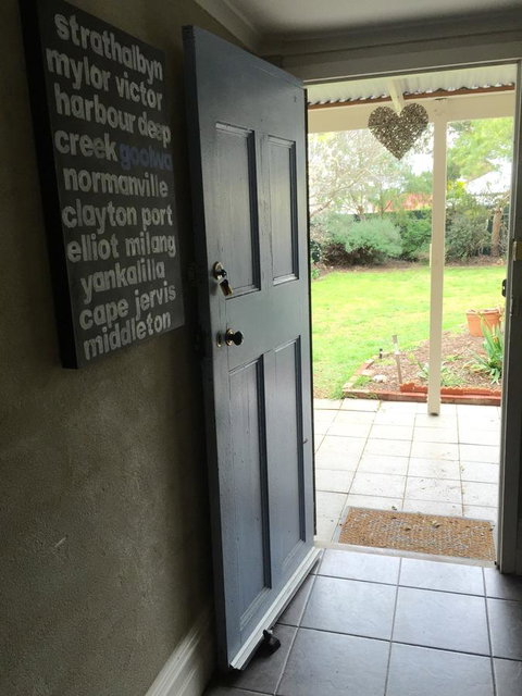 Goolwa Marinerâ€™s Cottage - Free Wifi And Pet Friendly - Centrally Located In Historic Region - Foster Accommodation 41