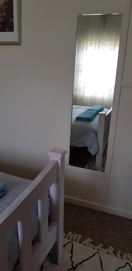 Sinclair Cottage - Foster Accommodation 13