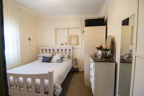 Sinclair Cottage - Foster Accommodation 20